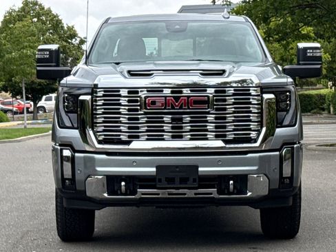 New 2026 GMC Sierra 2500 Denali w/ Denali Reserve Package AWD/4WD image 10
