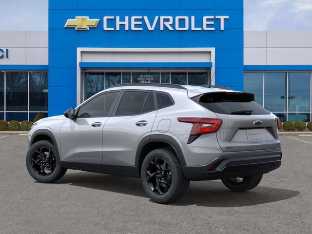 New 2026 Chevrolet Trax LT w/ Driver Confidence Package FWD image 3