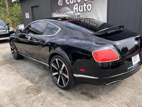 Used 2013 Bentley Continental GT image 9
