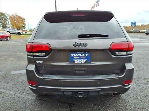 Used 2020 Jeep Grand Cherokee Altitude image 4