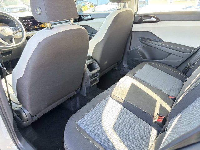 Certified 2026 Volkswagen Taos S FWD image 10