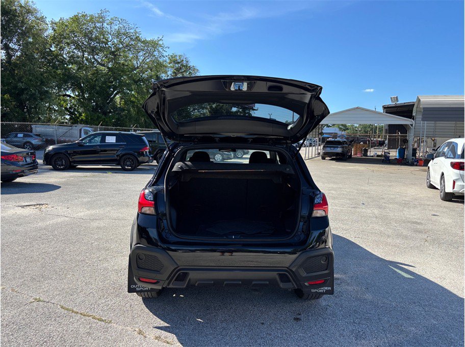Used 2024 Mitsubishi Outlander Sport LE AWD/4WD image 36