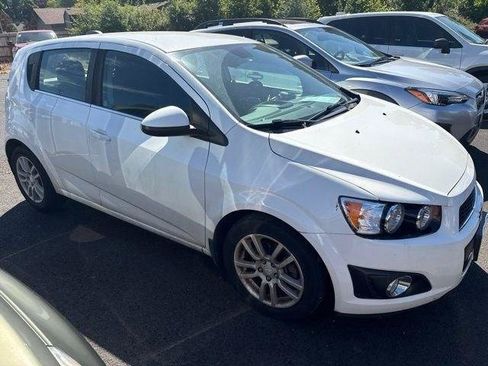 Used 2015 Chevrolet Sonic LT w/ Wheels and Fog Lamp Package FWD image 15
