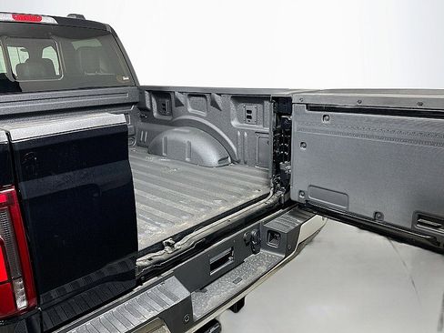 New 2025 Ford F150 Lariat w/ Equipment Group 501A Mid image 18