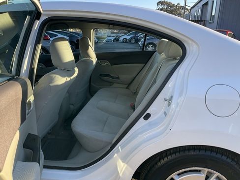 Used 2012 Honda Civic HF image 7