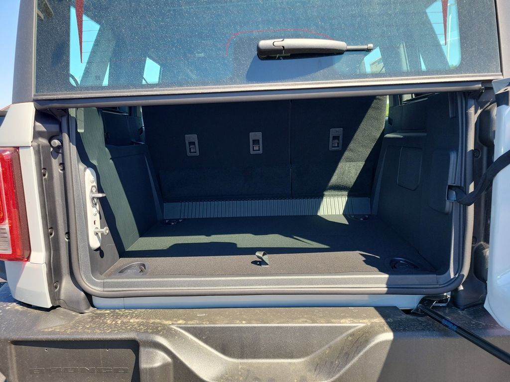 New 2026 Ford Bronco 4-Door w/ Sasquatch Package AWD/4WD image 10