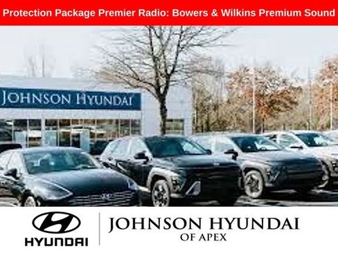 Used 2023 Volvo XC60 B6 Ultimate w/ Protection Package Premier image 3