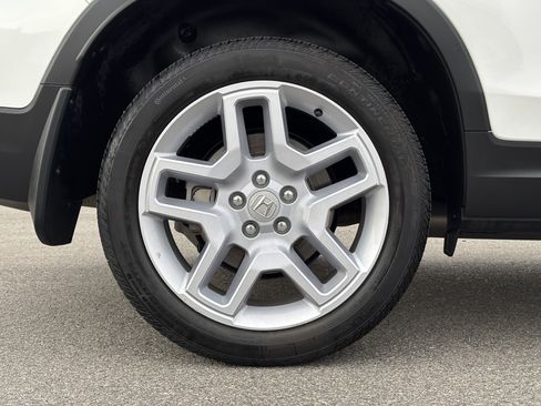 Certified 2024 Honda Passport EX-L image 11