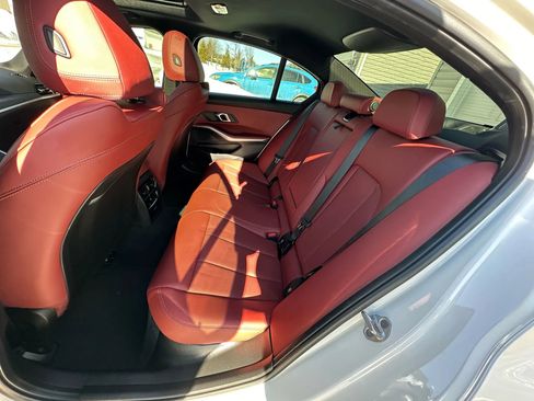 Used 2024 BMW 330i Sedan w/ Premium Package image 14