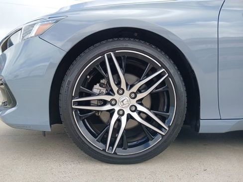 Used 2021 Honda Accord Touring image 5