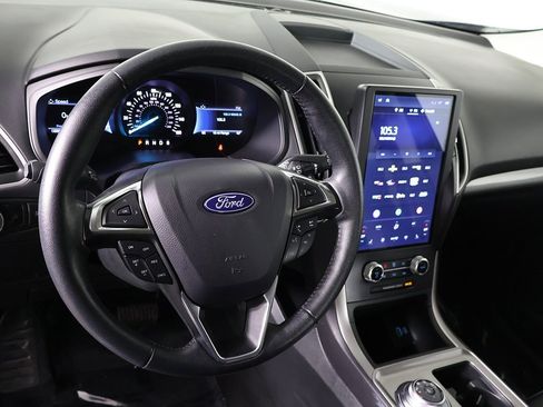 Used 2024 Ford Edge SEL image 19