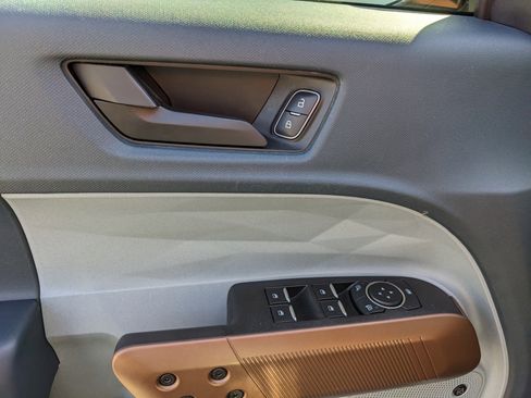 Certified 2024 Ford Maverick Lariat w/ FX4 Off-Road Package image 19