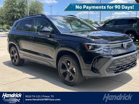 Certified 2025 Volkswagen Taos SE AWD/4WD image 1