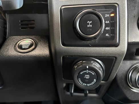 Used 2018 Ford F150 Raptor w/ Equipment Group 802A Luxury AWD/4WD image 16