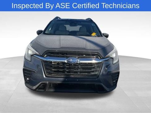 Used 2025 Subaru Ascent Limited w/ Popular Package #2 image 2