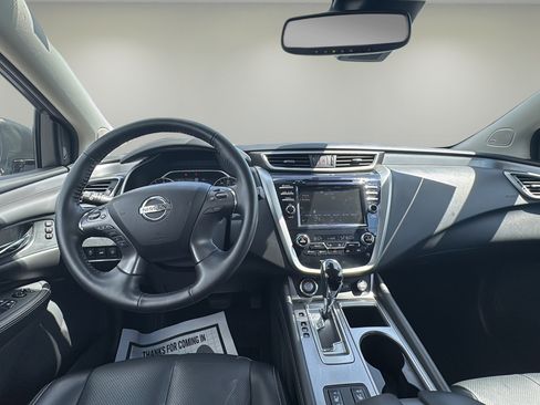 Used 2022 Nissan Murano SL w/ SL Moonroof Package FWD image 10