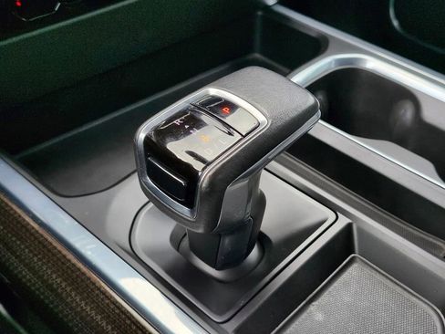 Used 2022 Chevrolet Silverado 1500 RST AWD/4WD image 24