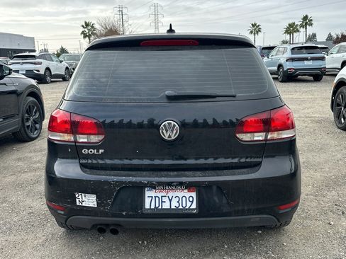 Used 2013 Volkswagen Golf 4-Door image 4