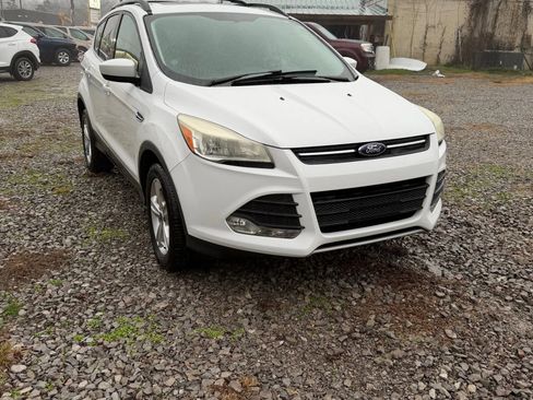Used 2013 Ford Escape SE image 4
