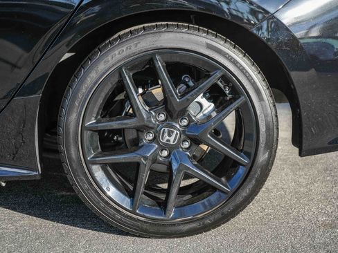 Used 2025 Honda Civic Sport image 12