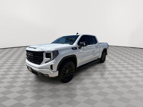 Used 2024 GMC Sierra 1500 Elevation w/ Preferred Package AWD/4WD image 4