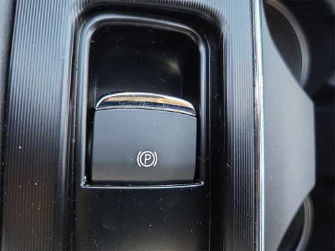 New 2026 Lincoln Corsair Reserve image 17