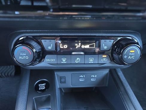 New 2026 Nissan Kicks SV image 4