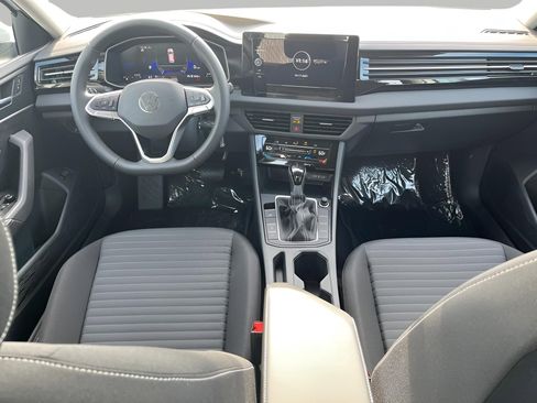 New 2025 Volkswagen Jetta S image 9