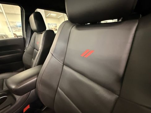 Used 2025 Dodge Durango GT image 13
