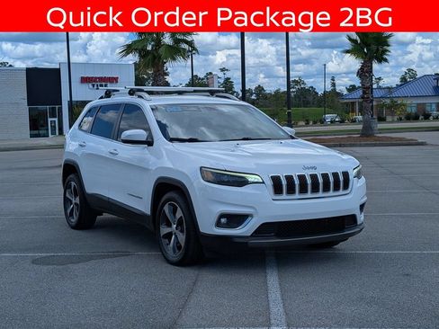 Used 2019 Jeep Cherokee Limited FWD image 8