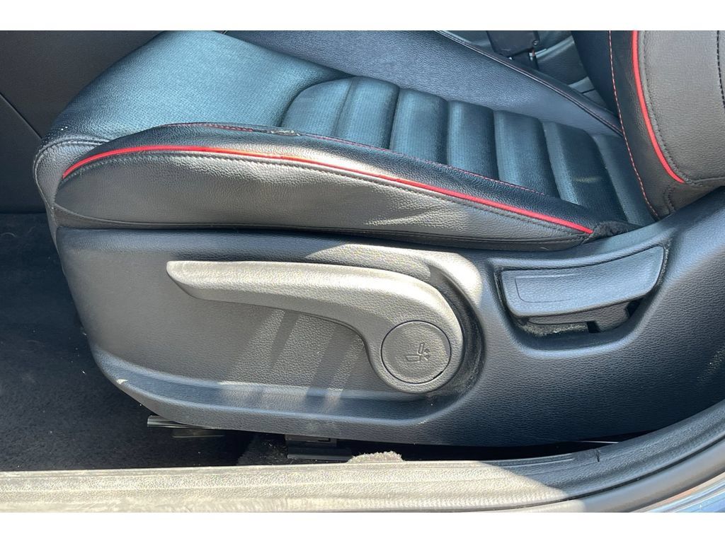 Used 2022 Kia Forte GT FWD image 14