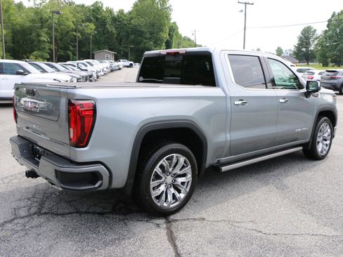 Used 2025 GMC Sierra 1500 Denali w/ Denali Reserve Package AWD/4WD image 8