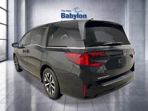 New 2026 Honda Odyssey EX-L image 3