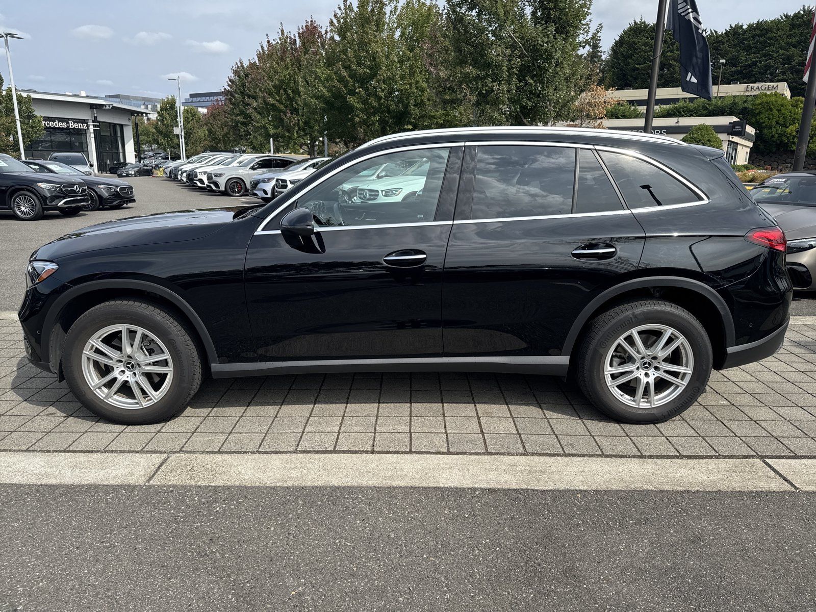 Used 2023 Mercedes-Benz GLC 300 4MATIC image 8