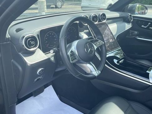 Used 2024 Mercedes-Benz GLC 300 4MATIC image 10