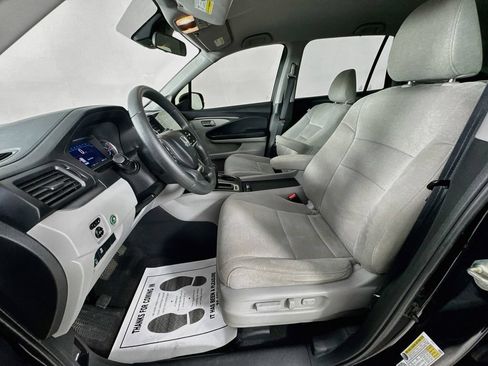 Used 2019 Honda Pilot EX image 25
