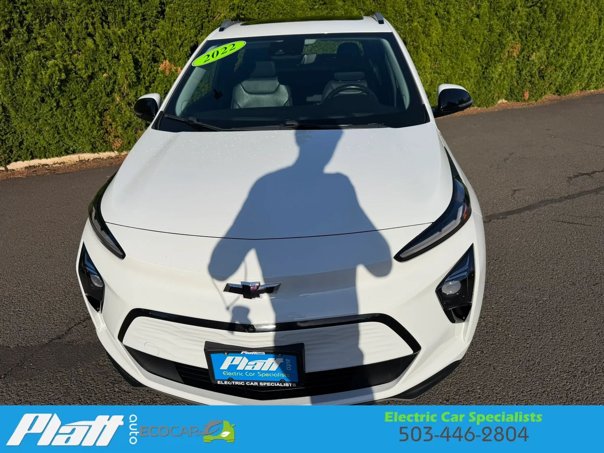 Used 2022 Chevrolet Bolt EUV Premier w/ Sun & Sound Package FWD image 14