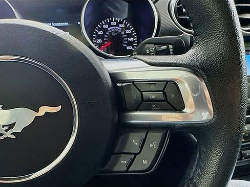 Used 2019 Ford Mustang Coupe image 25