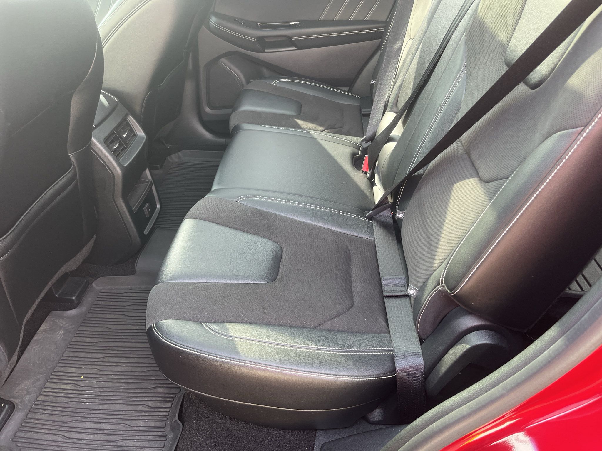 Used 2019 Ford Edge ST AWD/4WD image 21