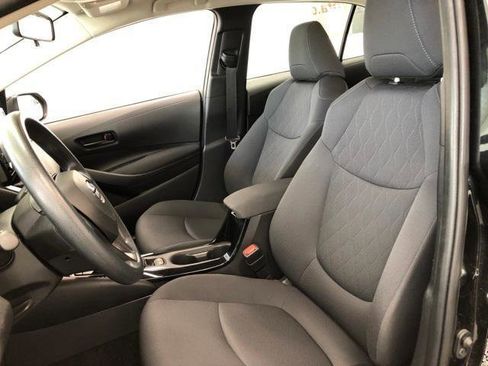 Certified 2022 Toyota Corolla LE FWD image 36