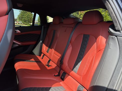 Used 2022 BMW X6 M w/ Competition Package AWD/4WD image 9