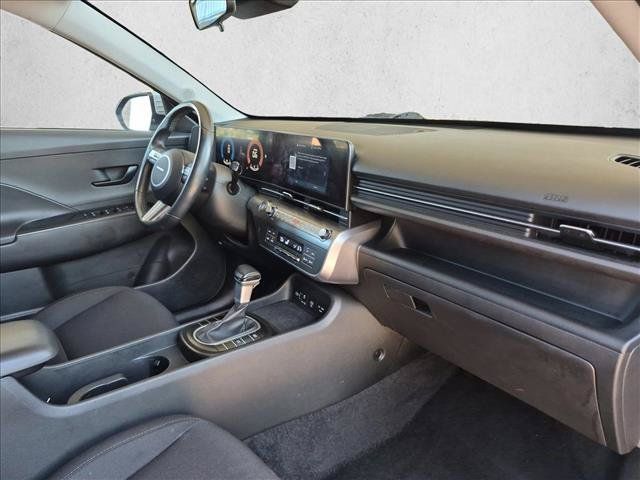Used 2025 Hyundai Kona SEL FWD image 21