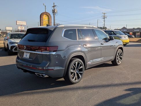 New 2026 Volkswagen Atlas SEL Premium R-Line image 3