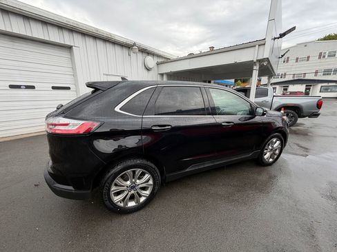 Used 2022 Ford Edge Titanium AWD/4WD image 6