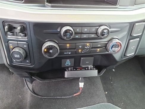 Used 2024 Ford F350 XLT w/ FX4 Off-Road Package image 15