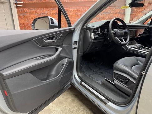 Used 2024 Audi Q7 2.0T Premium Plus image 9