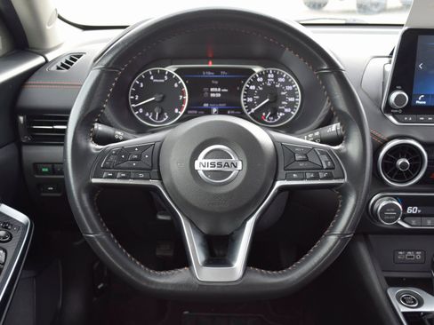 Used 2023 Nissan Sentra SR w/ Midnight Edition Package image 11