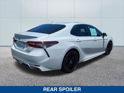 Used 2022 Toyota Camry XSE w/ Navigation Upgrade Package FWD image 5