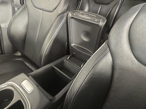 Used 2022 Hyundai Santa Fe Limited image 28