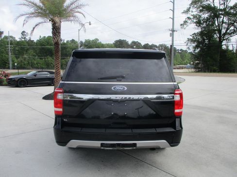Used 2018 Ford Expedition Max XLT w/ Equipment Group 202A image 28